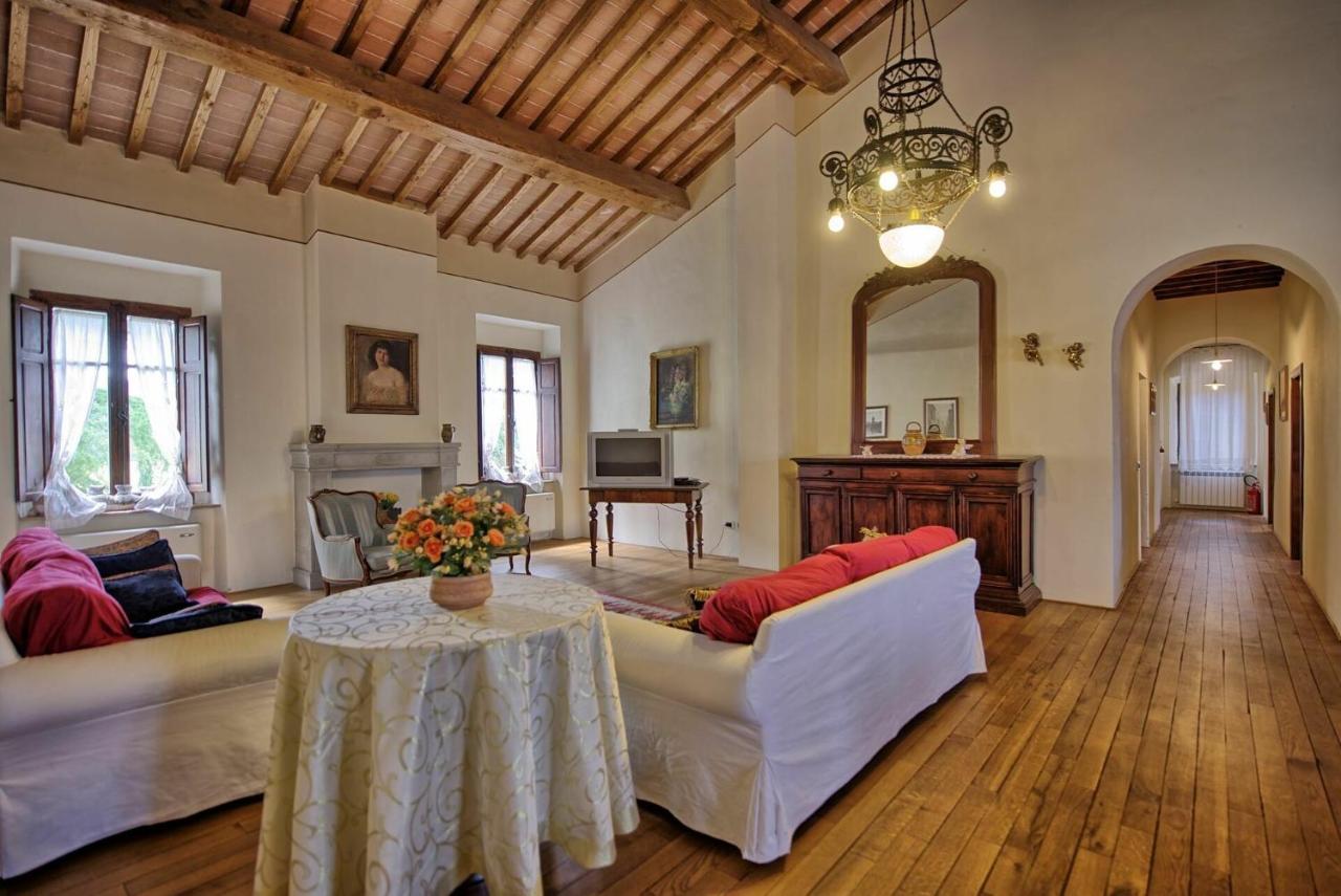 Villa Capolona By Posarellivillas Calbenzano Экстерьер фото