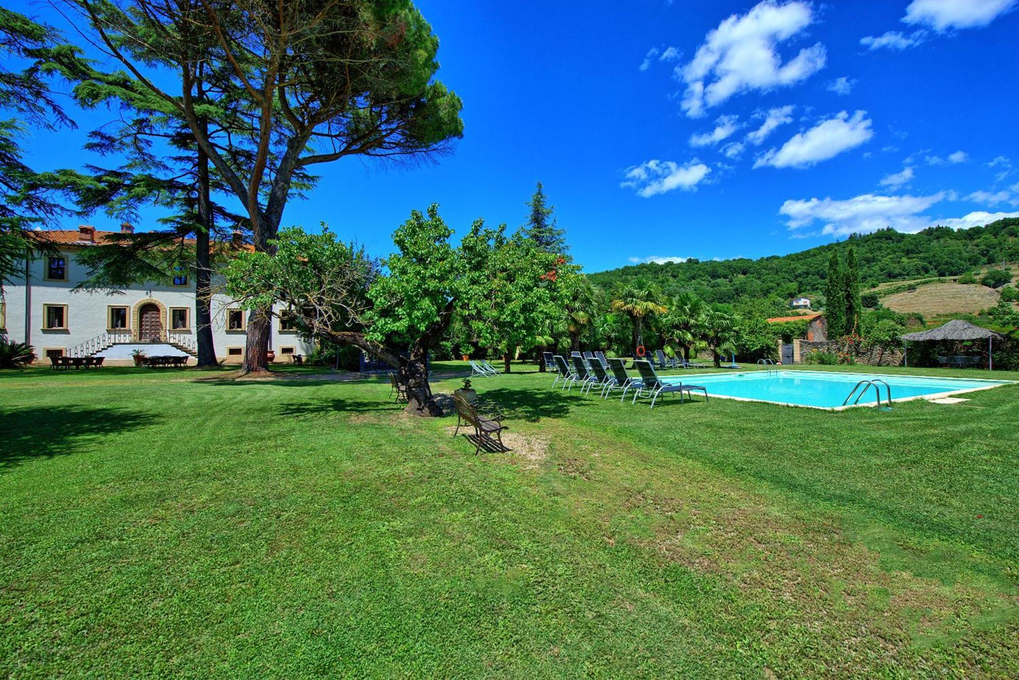 Villa Capolona By Posarellivillas Calbenzano Экстерьер фото